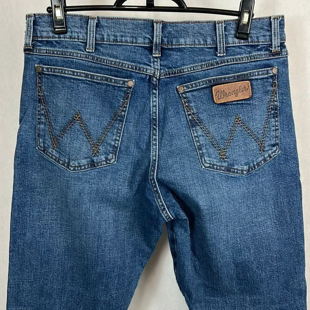 Wrangler Retro Relaxed Boot Cut Denim Jeans Mens 33x32